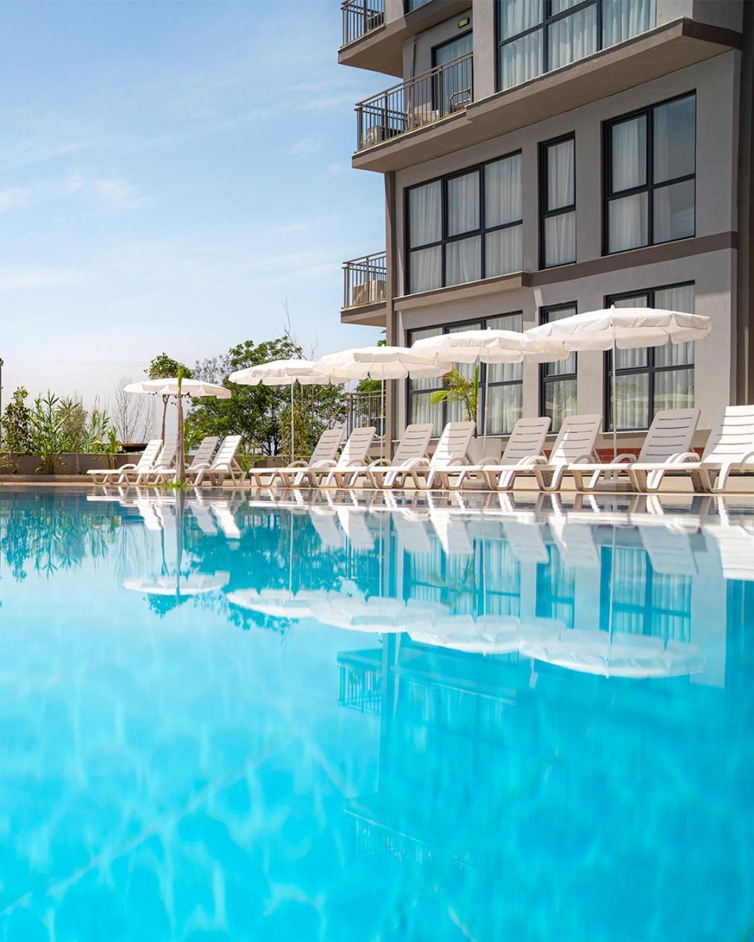 Laristone Suite Spa Hotel Aksu  Екстер'єр фото