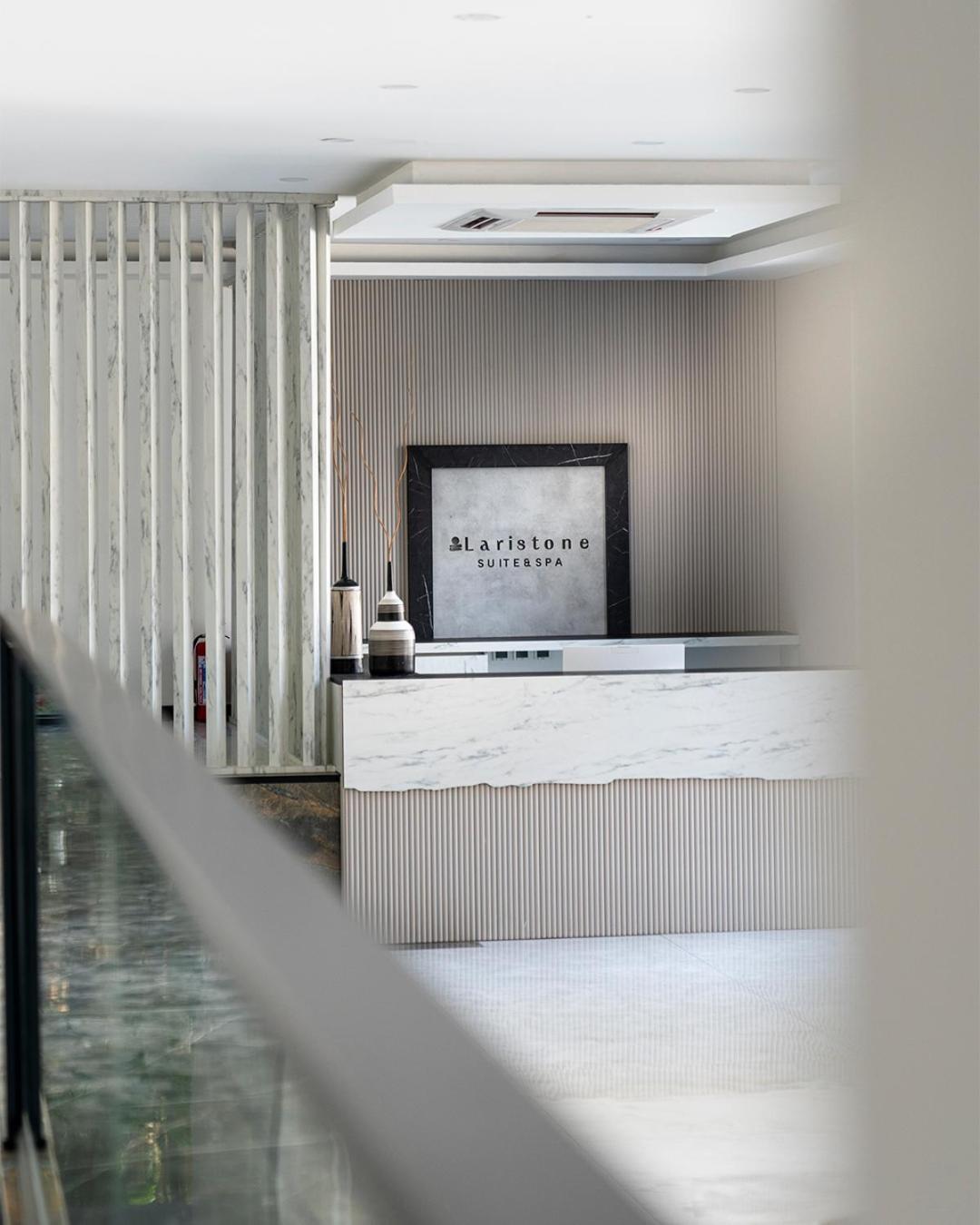 Laristone Suite Spa Hotel Aksu  Екстер'єр фото